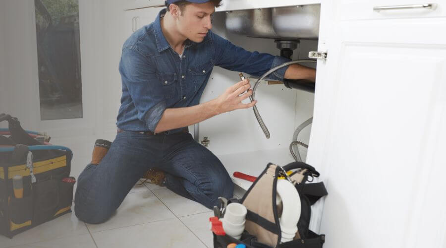 Expert burst pipe repair services in Gravel Switch, KY